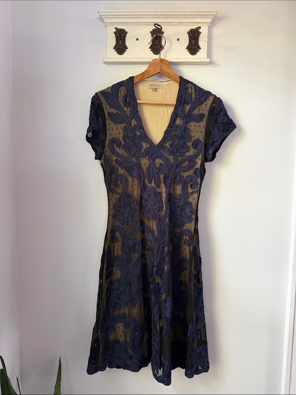 Hunza G Vintage Navy Blue Beige Embroidered V‑Neck Mini Dress Evening Formal